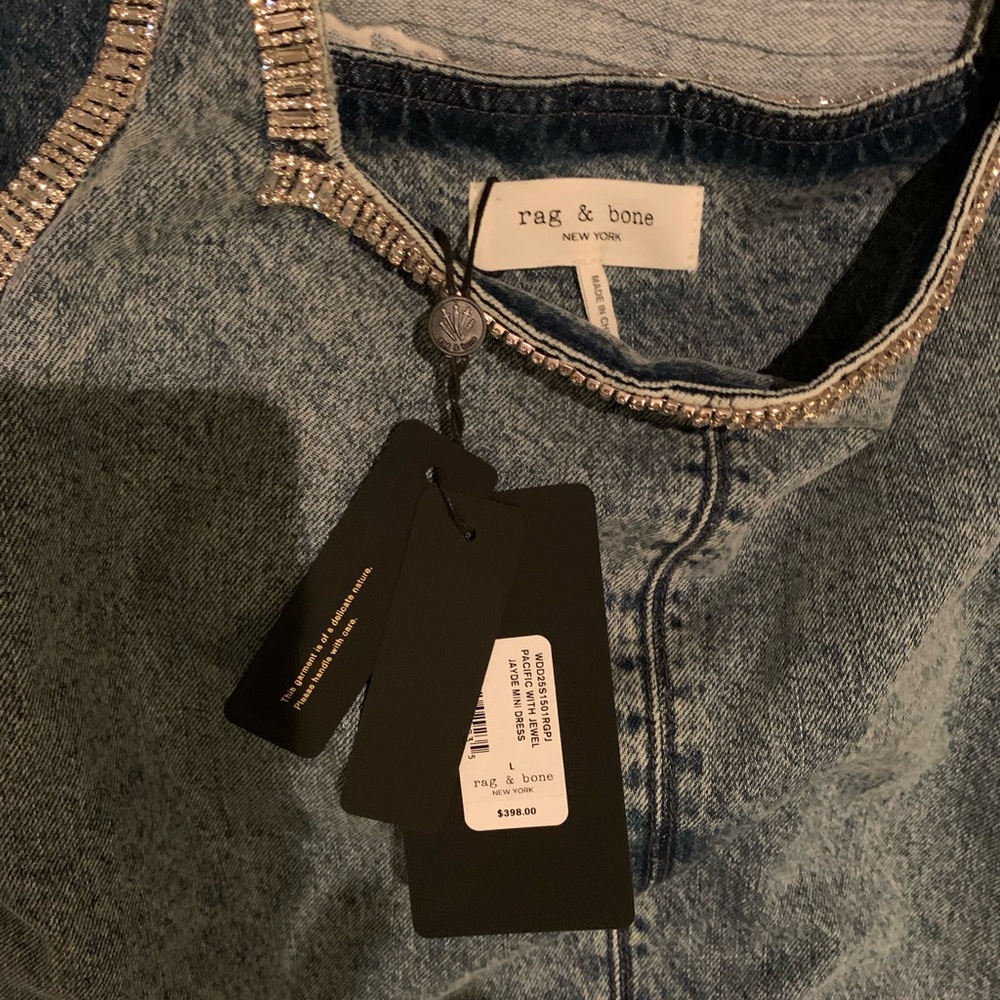 rag & bone Jayde Sleeveless Denim Minidress
Color: Pacific Jewel Minidress - Picture 10 of 12